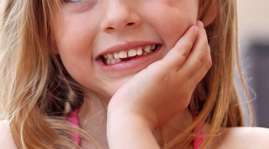 Mida varem avastada lapsel hambumusanomaalia, seda hõlpsam ja odavam on seda korrigeerida. Foto: Pixabay