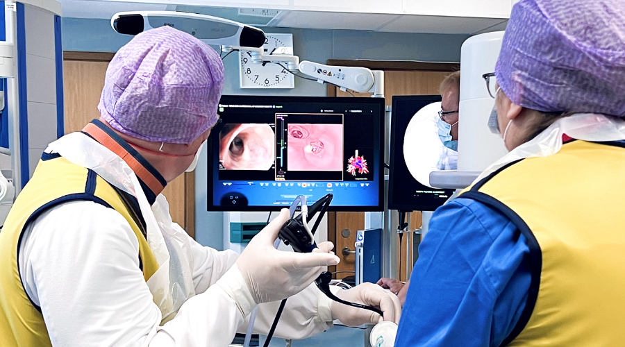 Kliinikumis viidi läbi innovaatiline virtuaalnavigatsiooni bronhoskoopia. Foto: Tartu Ülikooli Kliinikum
