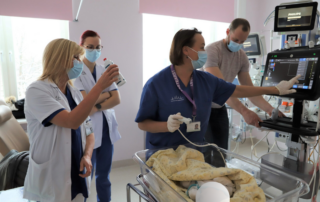 Uus ultraheliaparaat teeb beebide diagnostika kordades kiiremaks. Foto: Ida-Tallinna Keskhaigla