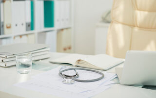 Eesti saab perearstikeskused ja apteegid, mis töötavad ka kriiside ajal (pilt: Freepik)